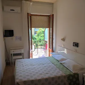 https://hotel-luana.it-tuscanyhotel.com