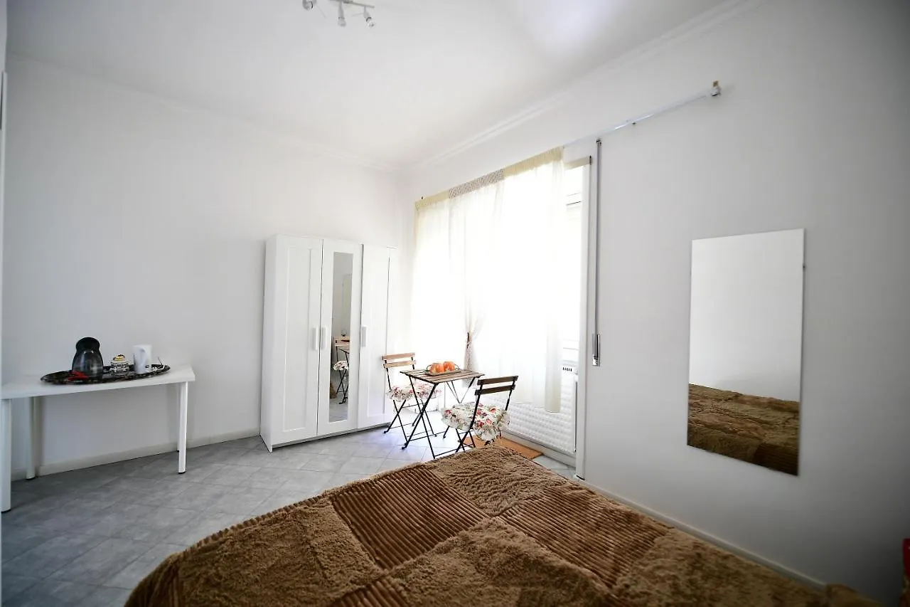** Guest house Queen Vatican Rome Italy